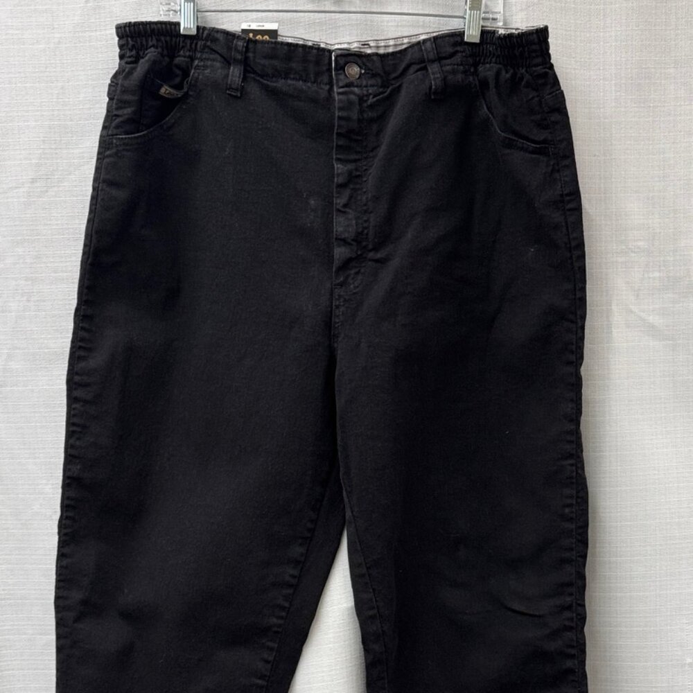 NWT Lee Womens Relax Fit Jeans NWT - 18 Long
